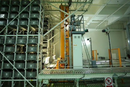 人形機(jī)器人領(lǐng)跑智能制造，數(shù)字孿生工廠驅(qū)動業(yè)績井噴